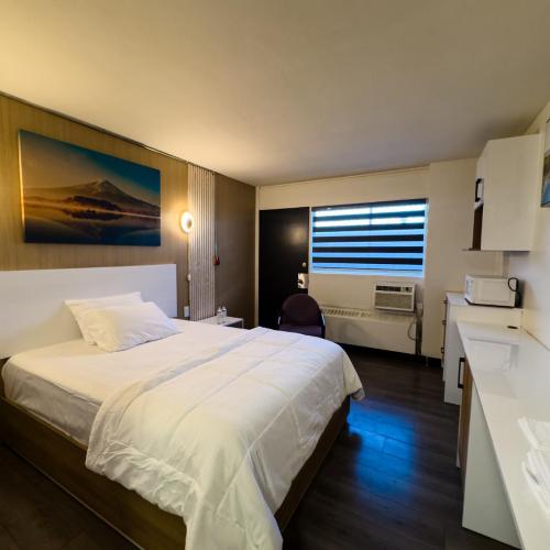 Midtown Motor Inn