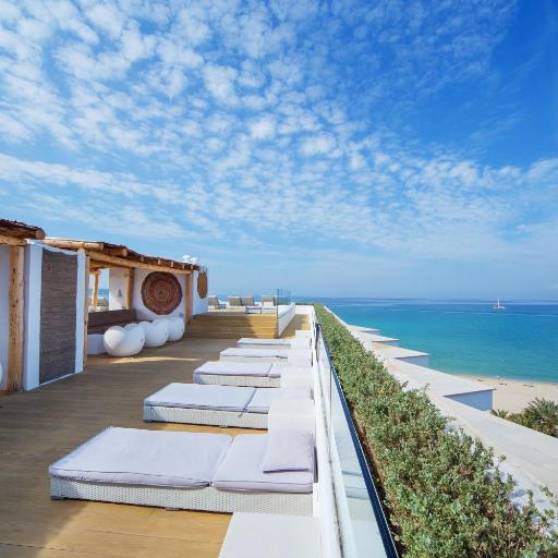 HM Tropical, undefined