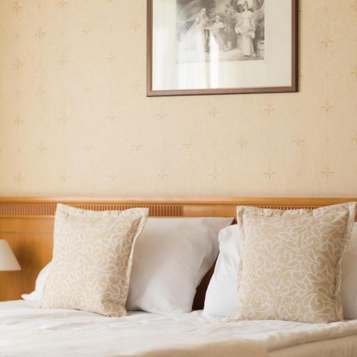 Hotel Downtown, undefined