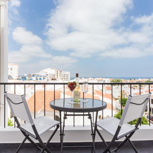 Stay on Top Apartments, undefined