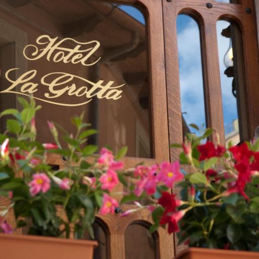 La Grotta Hotel, undefined