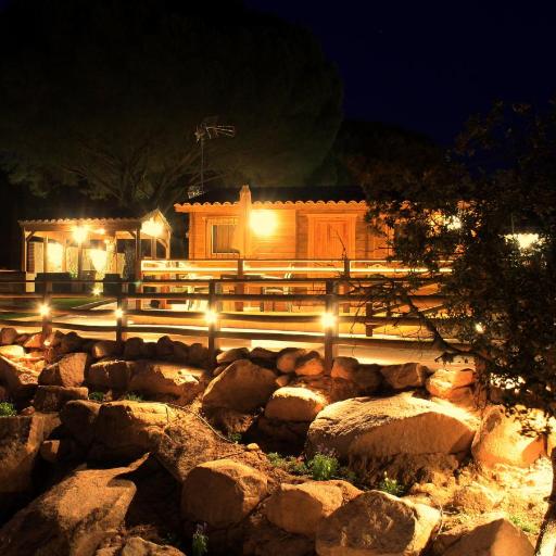 LAS CABAÑAS DEL LAGO En temporada incluye acceso piscina Las 2 columnas!, undefined