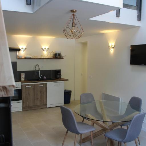 Riders Apartments, undefined