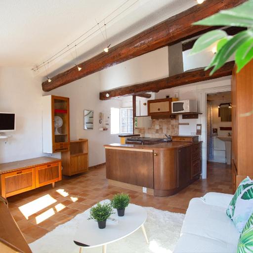 GregBnb - Centre ancien - CLIMATISÉ - T2 Mezzanine - 6eme étage, undefined