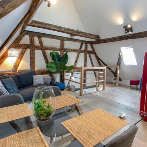 Beauty & The Beast - Old Town Cosy Apartments, undefined