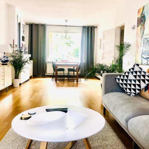 Light and Spacious Getaway House, undefined