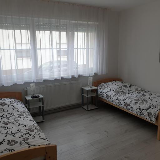 Wohnung, Zimmer in Frankfurt Flughafen zu vermieten, undefined