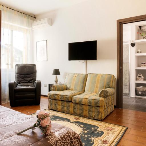 B&B Laura, undefined
