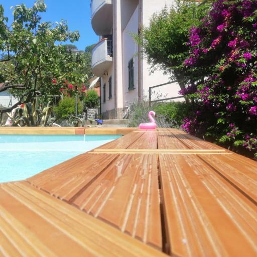 Lucky House, undefined