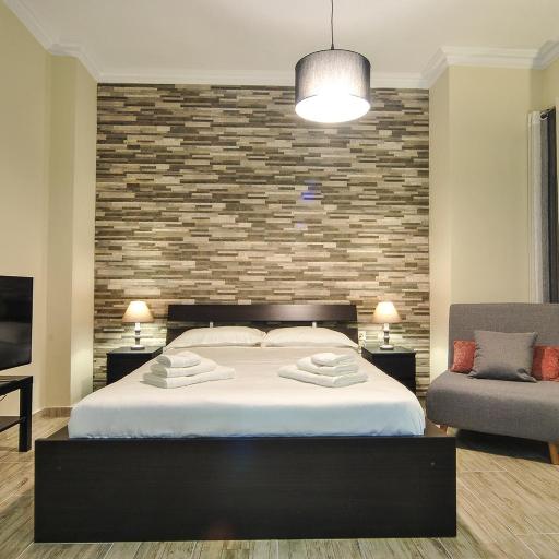 Studio 20 (the best spot in town !), undefined