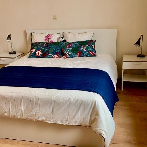 Panda Stella, undefined