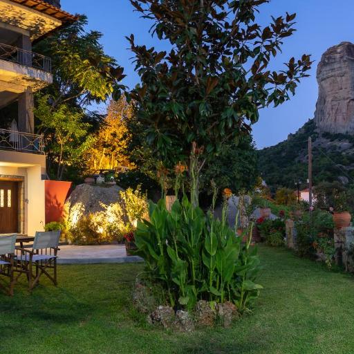 Meteoron Theasis, undefined