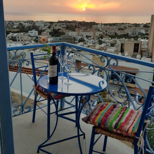 Town Apartment with panoramic seaview, undefined