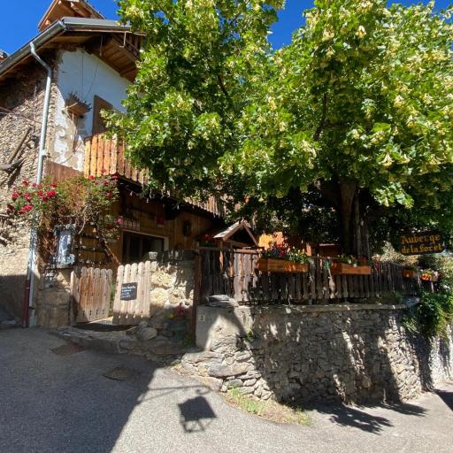 Auberge De La Forêt - Hôtel, undefined