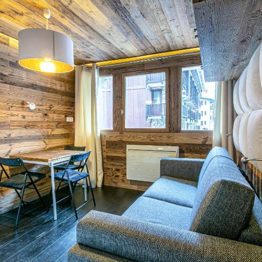 Magnifique petit studio 2-3 personnes dans l'Hyper Centre skis aux pieds vue front de neige, undefined