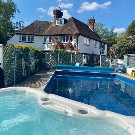 Hazelwick, undefined