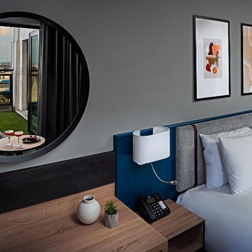 George Limerick Hotel, undefined