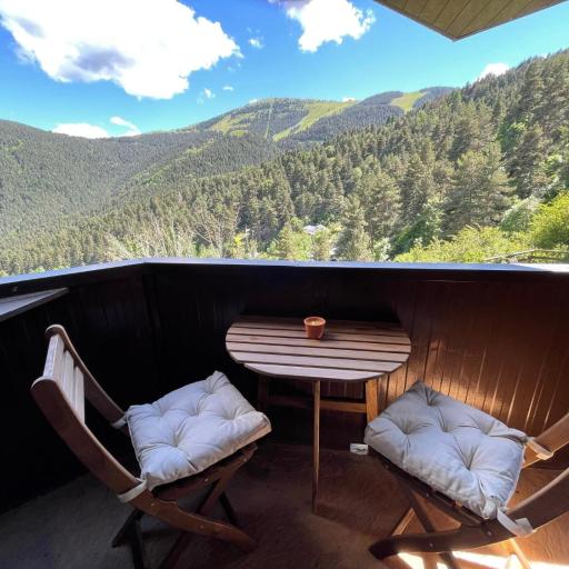 Apartament a La Molina, grans vistes, llar de foc, undefined