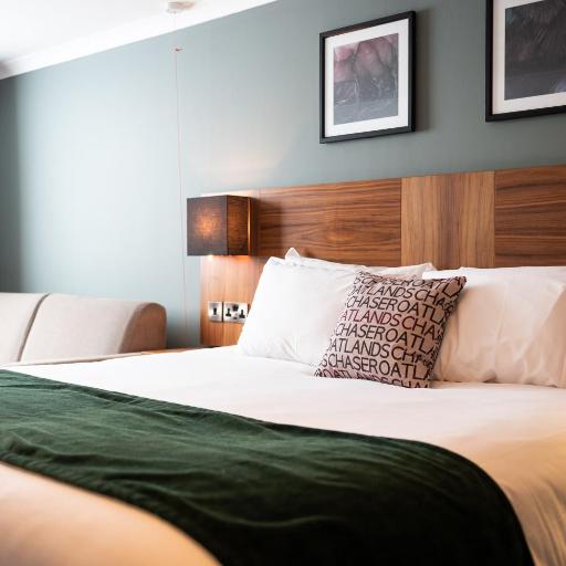 The Oatlands Chaser by Innkeeper's Collection, undefined