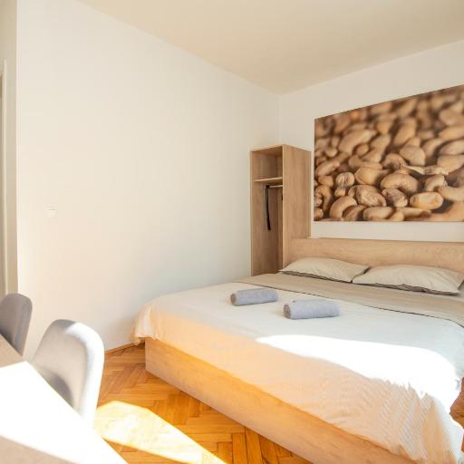 Viva Rooms, undefined