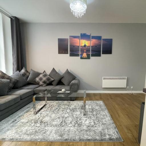 Exquisite 2BR Flat near Central Train Station, undefined