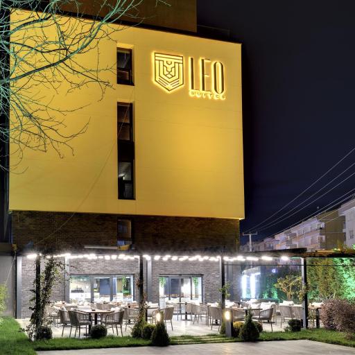 Leo Suites, undefined