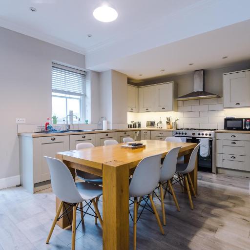 Cromwell House, undefined