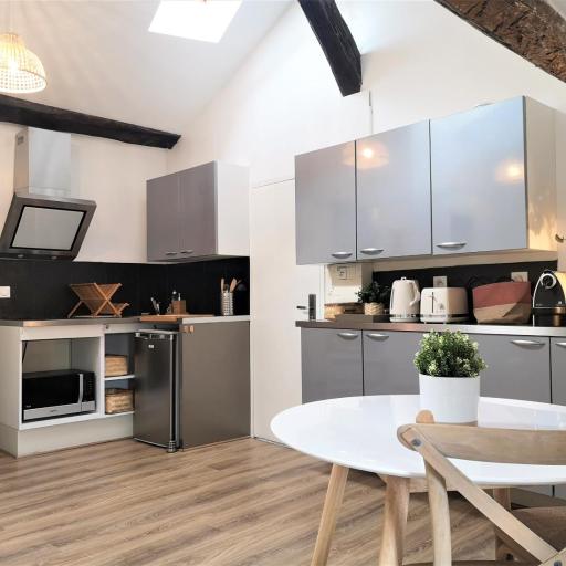 Le Dentan, au centre historique de Dijon, undefined