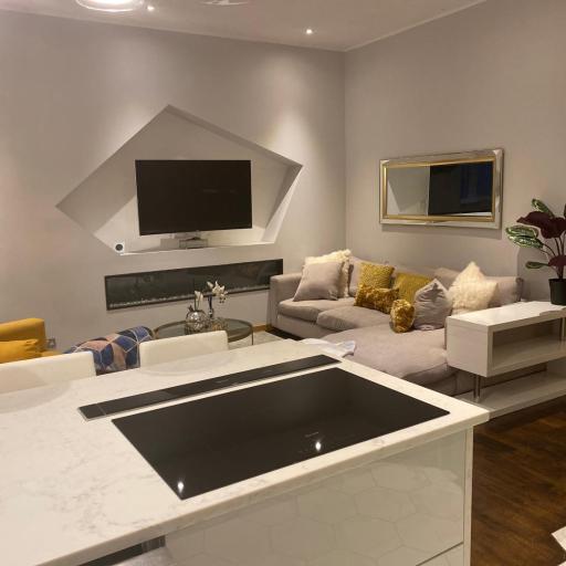 2 bed Chic Apartment in Glasgow City Centre, undefined