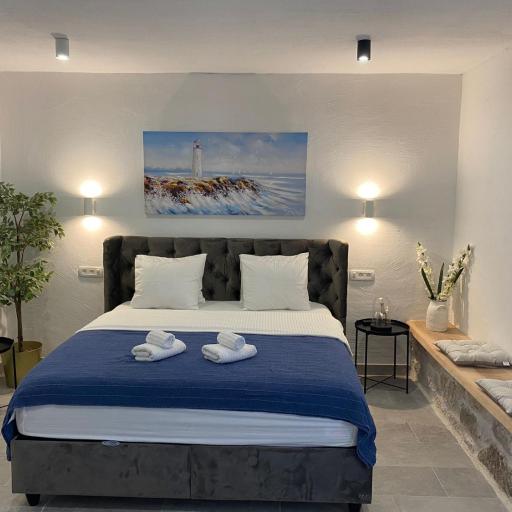 Apartment and Studios Happy Place, undefined