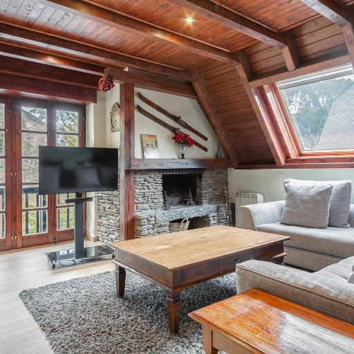 Luderna - Tríplex Nin C2 Arenho, undefined