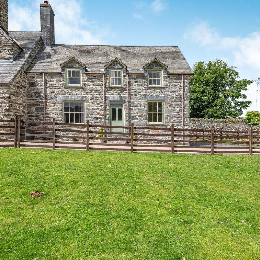 Waedog Bach, undefined