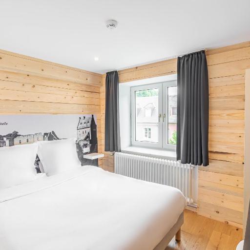 Esplanade Hotel, undefined