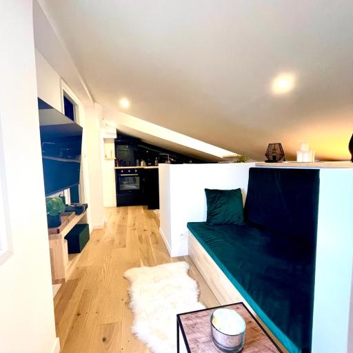 Studio Climatisé sous les Toits à 100m de la place du Capitole, undefined