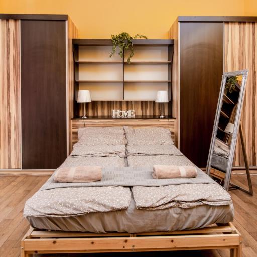 Aurora Apartments, undefined