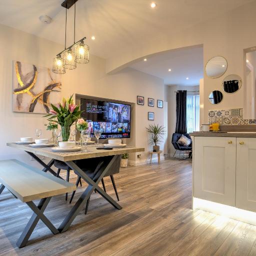 The Belfast Boutique Central Cozy, undefined