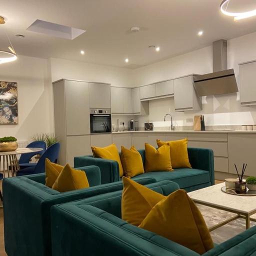 Apartment 11 Penthouse 2 bedrooms, sleeps 4, undefined