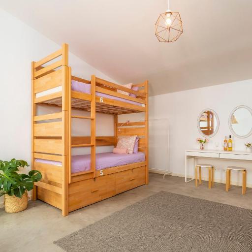 Female Hostel, undefined