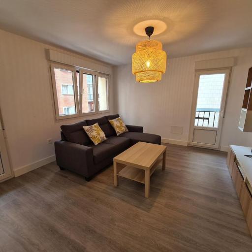 124A Apartamento moderno 3 habitaciones by R2R Consulting, undefined