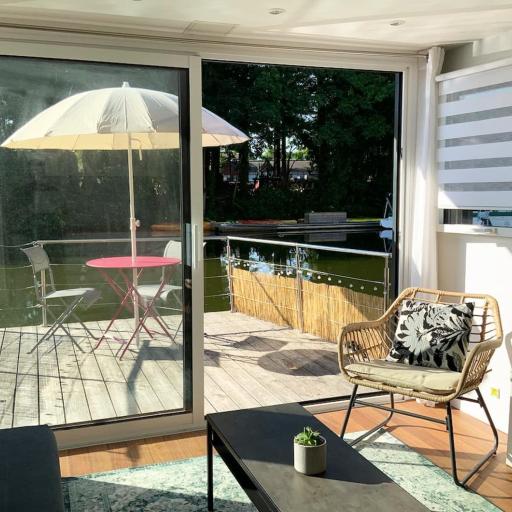 Bateau appartement sur l'Erdre au coeur de Nantes, undefined