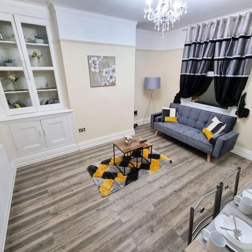 *6R* setup for your most amazing & relaxed stay + Free Parking + Free Fast WiFi *, undefined