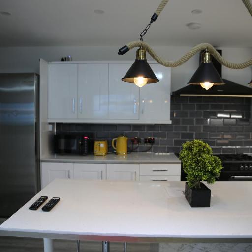 Rostron House, undefined