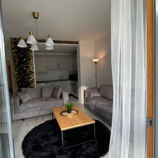 Stunning Modern 2bed Apt Near Dublin City& Airport, undefined