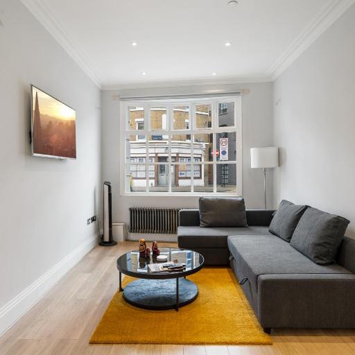 Modern 4 Bedroom Townhouse with Cinema Room in the heart of London SE1, undefined