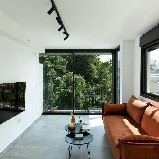 Zeev Jabotinsky Residence - With Mamad, undefined