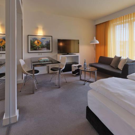 Adina Apartment Hotel Berlin Hackescher Markt, undefined