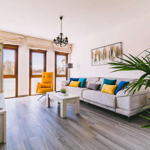 La Casa de Checa, undefined