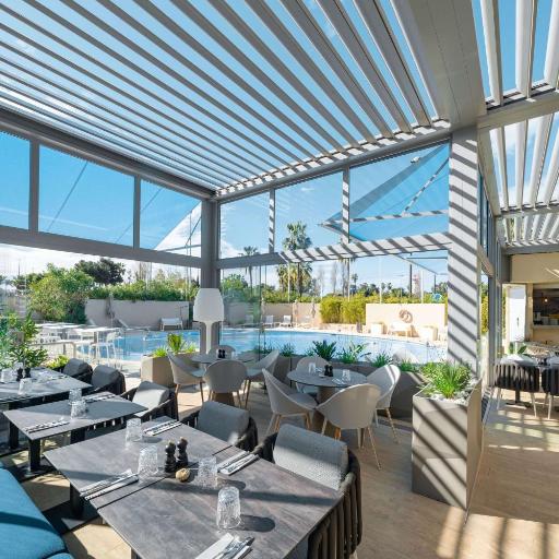 Radisson Hotel Nice Airport, undefined