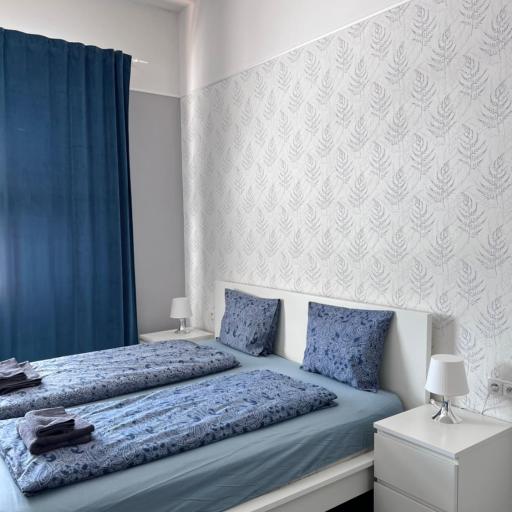 Downtown Apartments, undefined