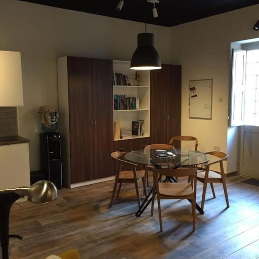 Valletta Stylish City Pad, undefined